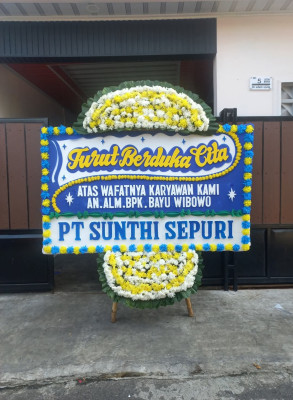 Papan Bunga Duka di Tegal