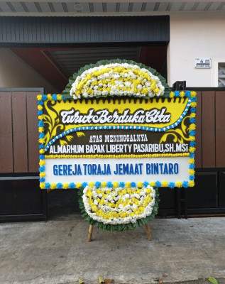 Papan Bunga Duka di Tegal