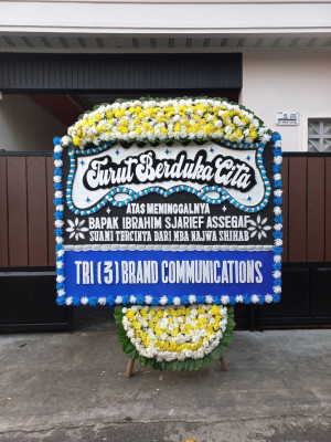 Papan Bunga Duka di Tegal